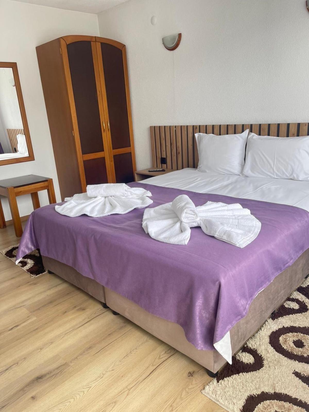 Guest House Raffe Dobrinishte Exterior foto
